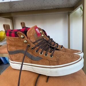 Vans Men's Tan High-Top Sneakers with Flannel